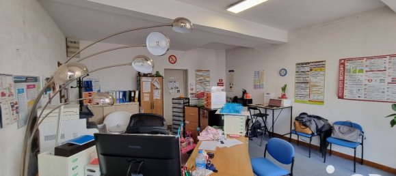 Здание с 2 спальнями в Либурн, Франция № 112935 17