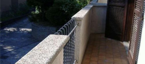 12 rooms Apartment in Gallarate, Italy No. 263485 13