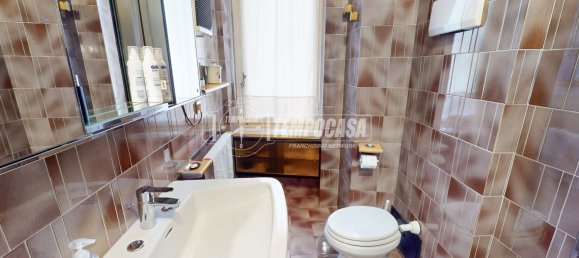 4 bedrooms Apartment in Turin, Italy No. 61430 31