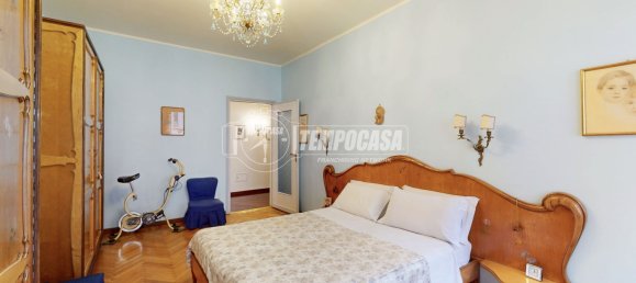 4 bedrooms Apartment in Turin, Italy No. 61430 24
