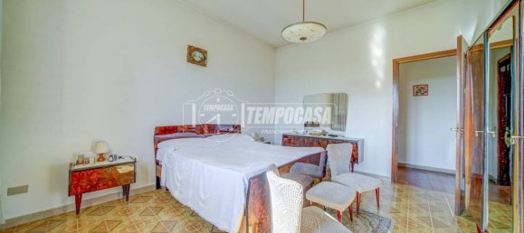 3 bedrooms Villa in Castano Primo, Italy No. 300983 12