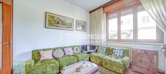 3 bedrooms Villa in Castano Primo, Italy No. 300983 7