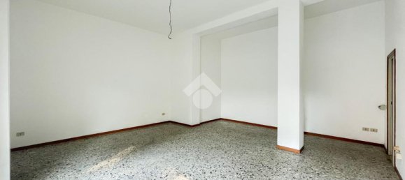 1-Zimmer Gewerbliche Immobilie in Brescia, Italy, Nr. 353968 23