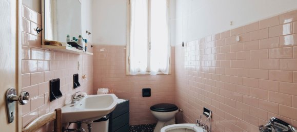 Villa de 9 habitaciónes en Monterenzio, Italy No. 70234 26