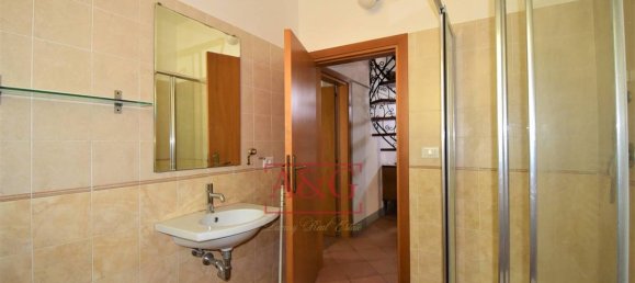 Casa de 4 dormitorios en Force, Italy No. 105503 40