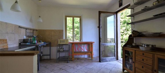 Casa de 4 dormitorios en Force, Italy No. 105503 24