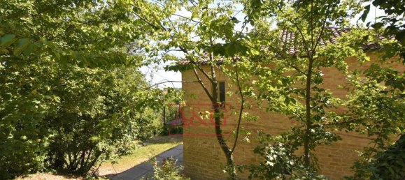 Casa de 4 dormitorios en Force, Italy No. 105503 18