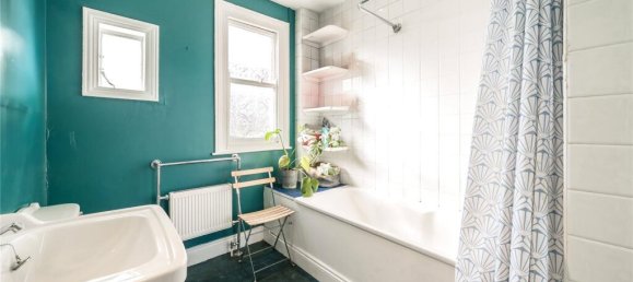 4 bedrooms Commercial property in London, United Kingdom No. 12744 14