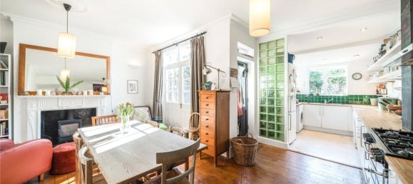 4 bedrooms Commercial property in London, United Kingdom No. 12744 2