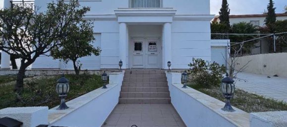 Villa de 4 dormitorios en Limassol, Cyprus No. 13839 11