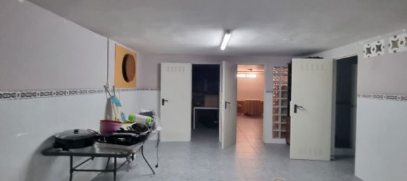 Adosado de 4 dormitorios en Manises, Spain No. 28443 12