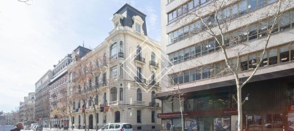 135m² Office in Madrid, Spain No. 29320 32