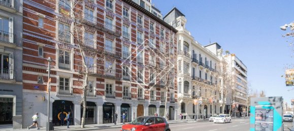135m² Office in Madrid, Spain No. 29320 38
