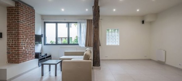 145m² Office in La Courneuve, France No. 354674 7