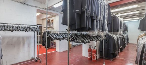 145m² Office in La Courneuve, France No. 354674 11