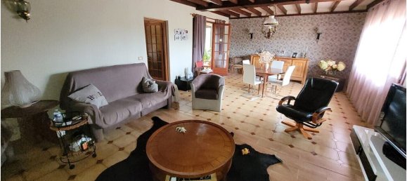 4 غرف نوم منزل في Villemandeur, France رقم 329985 2