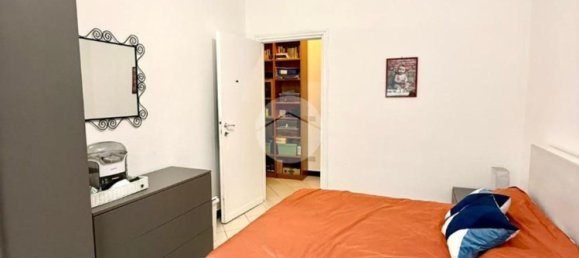 4 bedrooms Apartment in Genoa, Italy No. 339982 9