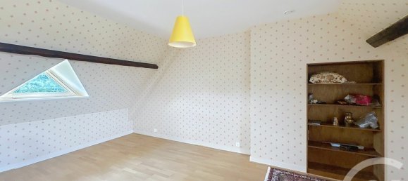 4 bedrooms House in Seine-et-Marne, France No. 345293 12