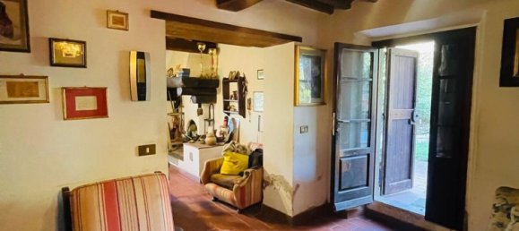 4غرفة منزل في Uzzano, Italy رقم 73705 12