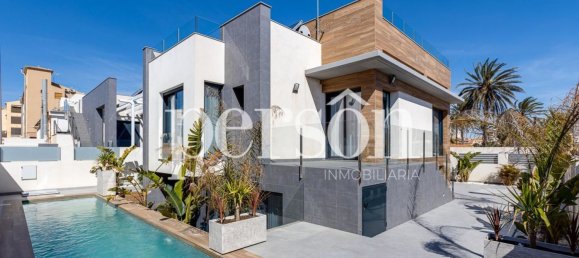 Casa T4 em Torrevieja, Spain N.º 129256 2