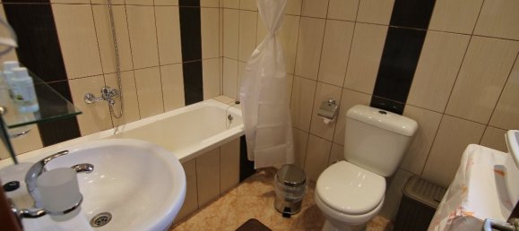 200m² Commercial property in Corfu, Greece No. 6316 4