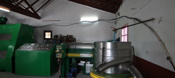 200m² Commercial property in Corfu, Greece No. 6316 26