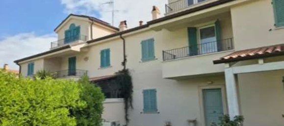 6 bedrooms House in Porto San Giorgio, Italy No. 322878 2