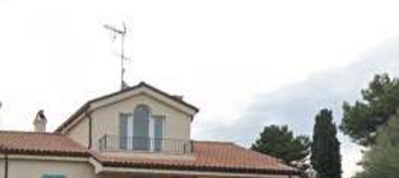 6 bedrooms House in Porto San Giorgio, Italy No. 322878 6