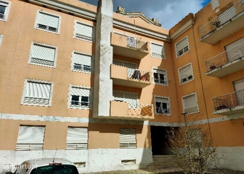 3 bedrooms Apartment in Samora Correia, Portugal No. 235943