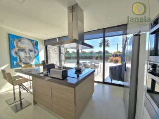 3 bedrooms House in Lagoa, Portugal No. 104495