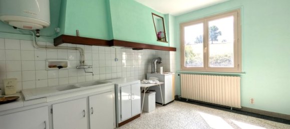 2 Schlafzimmer Haus in Le Donjon, France, Nr. 284271 4