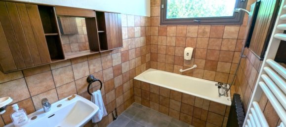 2 Schlafzimmer Haus in Le Donjon, France, Nr. 284271 6