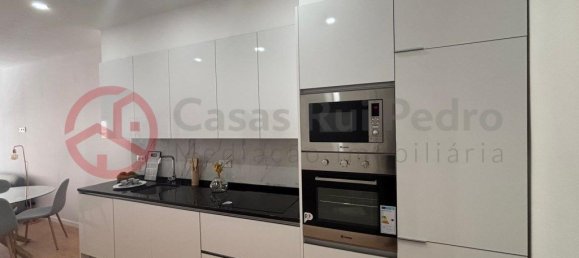 3 bedrooms Apartment in Lisbon, Portugal No. 157780 7
