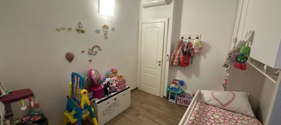 3 rooms Apartment in Florence, Italy No. 45458 17