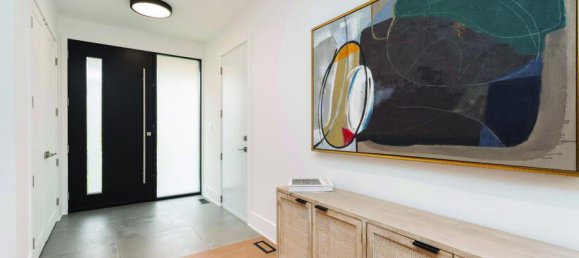 3 bedrooms House in Mississauga, Canada No. 929 9