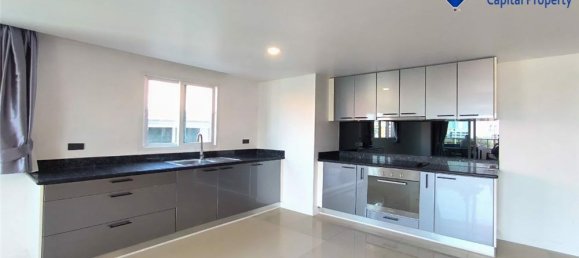 3 bedrooms Condo in Pattaya, Thailand No. 12281 6