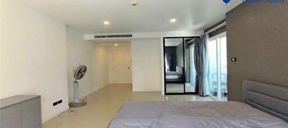 3 bedrooms Condo in Pattaya, Thailand No. 12281 4