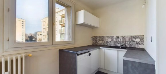 Квартира с 1 спальней в Труа, Франция № 72030 3