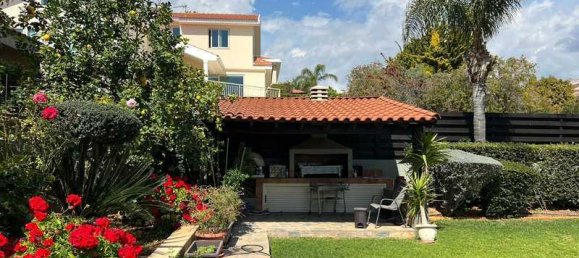 6 bedrooms Villa in Agios Athanasios, Cyprus No. 67278 3