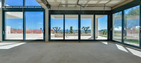 8 Schlafzimmer Villa in Golf Bahia, Spain, Nr. 9559 9