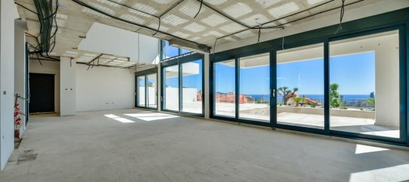 8 Schlafzimmer Villa in Golf Bahia, Spain, Nr. 9559 6
