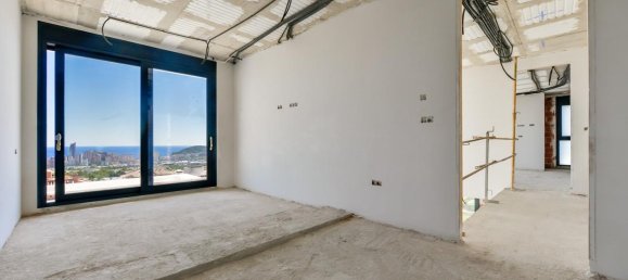 8 Schlafzimmer Villa in Golf Bahia, Spain, Nr. 9559 17