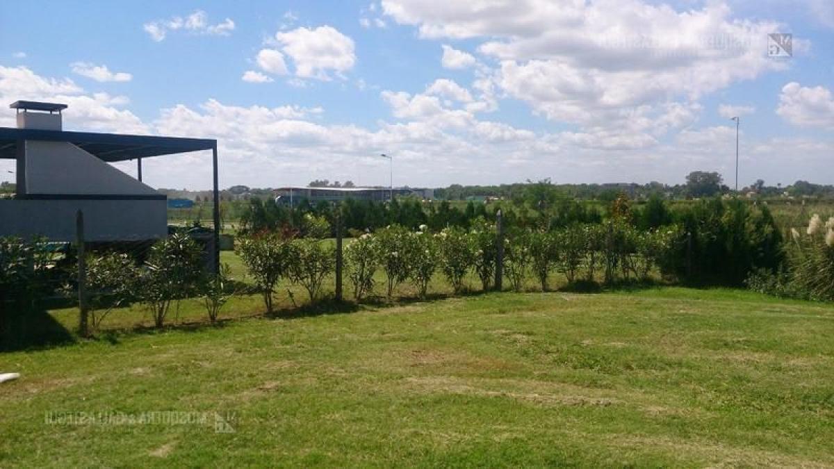  Land in Escobar, Argentina No. 112584