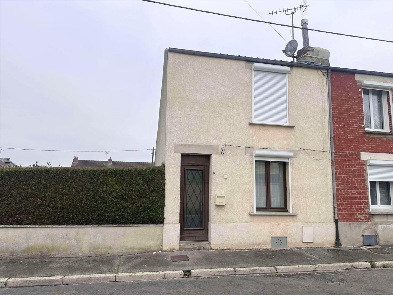 4 rooms House in Saint-Quentin, France No. 47758