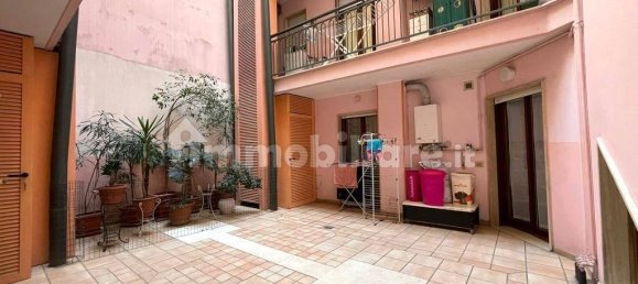 Apartamento de 3 dormitorios en Taranto, Italy No. 91246 12