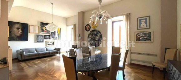 Apartamento de 3 dormitorios en Taranto, Italy No. 91246 5