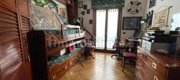 Apartamento de 3 dormitorios en Taranto, Italy No. 91246 10