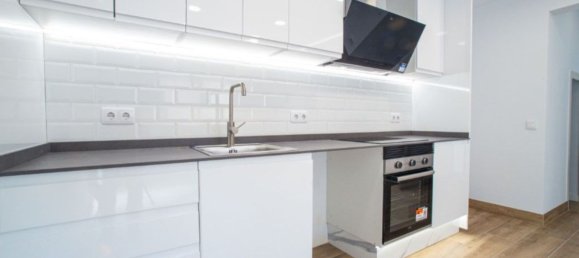 4 bedrooms Apartment in Viladecans, Spain No. 136524 4