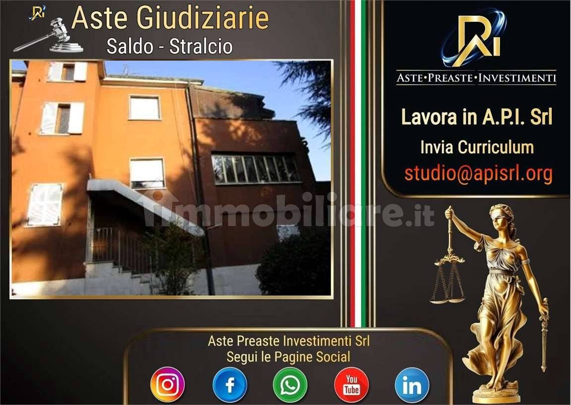 Apartamento de 2 dormitorios en Milan, Italy No. 285697