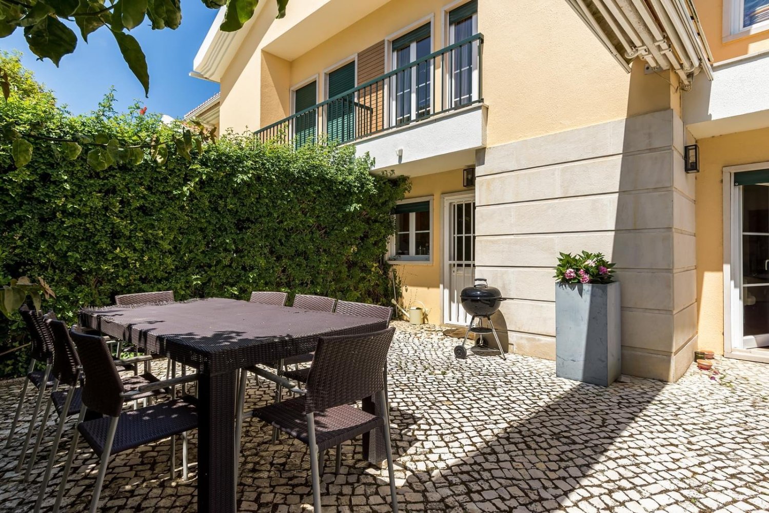 4 bedrooms Villa in Cascais, Portugal No. 250574